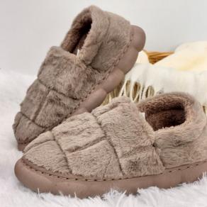 P - Pantufa Fem. Fechada Ref: CV-207 Pac c/ 30 UN Diversas Cores.