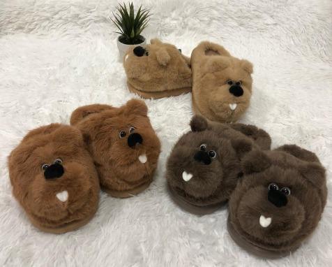P - Pantufa Infantil Ref: 43079-7 Pac c/ 24 UN Diversas Cores.