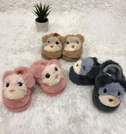 P - Pantufa Infantil Ref: 43079-11 Pac c/ 24 UN Diversas Cores.