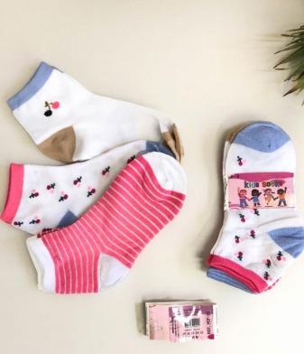 Q - Kit Meia Infantil Menina c/ 3 Pares Ref: MIF-10 Pac c/16 Kits Diversas Cores.