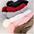 R - Touca Fem. Forrada Tricot com Pompom Ref: AO2408 Pac c/ 24 UN Diversas Cores.