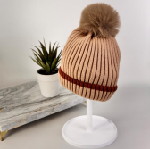 R - Touca Infantil Tricot com Pompom Ref: TC-103 Pac c/ 24 UN Diversas Cores.