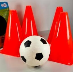 Z - Conj. de Futebol Bola e 4 Cones Ref: LCB152 Pac c/ 12 UN Diversas Cores.
