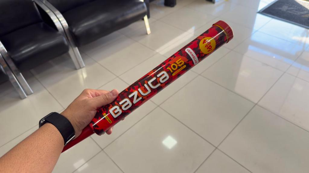 BAZUCA 105 DISPAROS VERMELHO