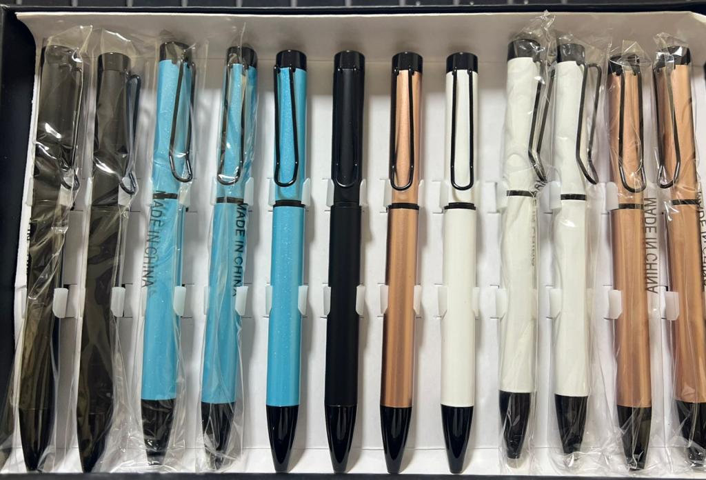 CANETA EXECUTIVA - PREMIUM - REFORCADA - CORPO METAL - CX C/ 12 UN - 21924-60 - MOUREJAR