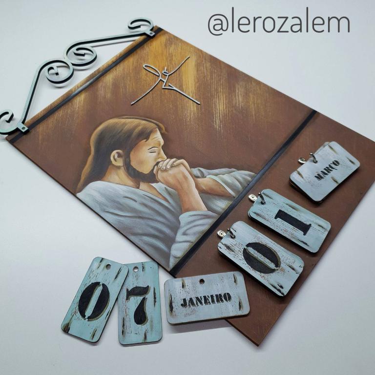 Curso online- Jesus Orando - com molde vazado