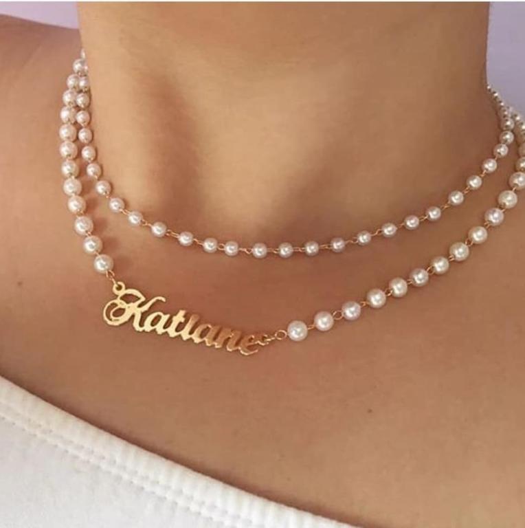 COLAR NOME COM PEROLAS