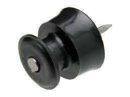 ISOLADOR PVC 30X30