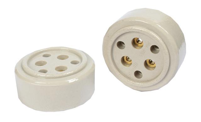 ISOLADOR TIPO TOMADA TRIFASICA 25A / 380V