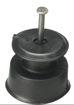 ISOLADORES PLASTICOS 36X36, PREGO 17X21 REUE, COR: PRETO