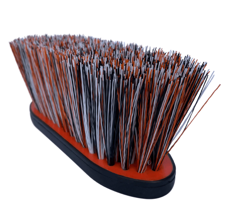 ESCOVA PARA CAVALOS COM CERDAS LONGAS