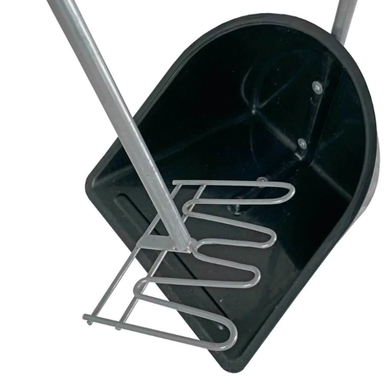 PÁ COLETORA DE ESTERCO COM PUXADOR